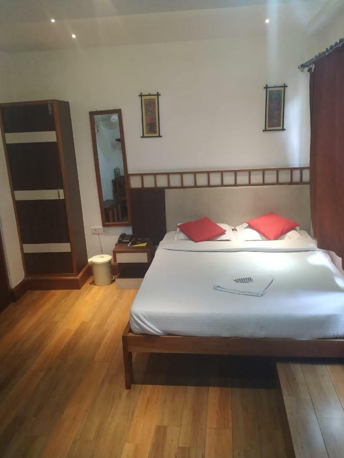 Hotel Shaurya Inn Shillong Zewnętrze zdjęcie